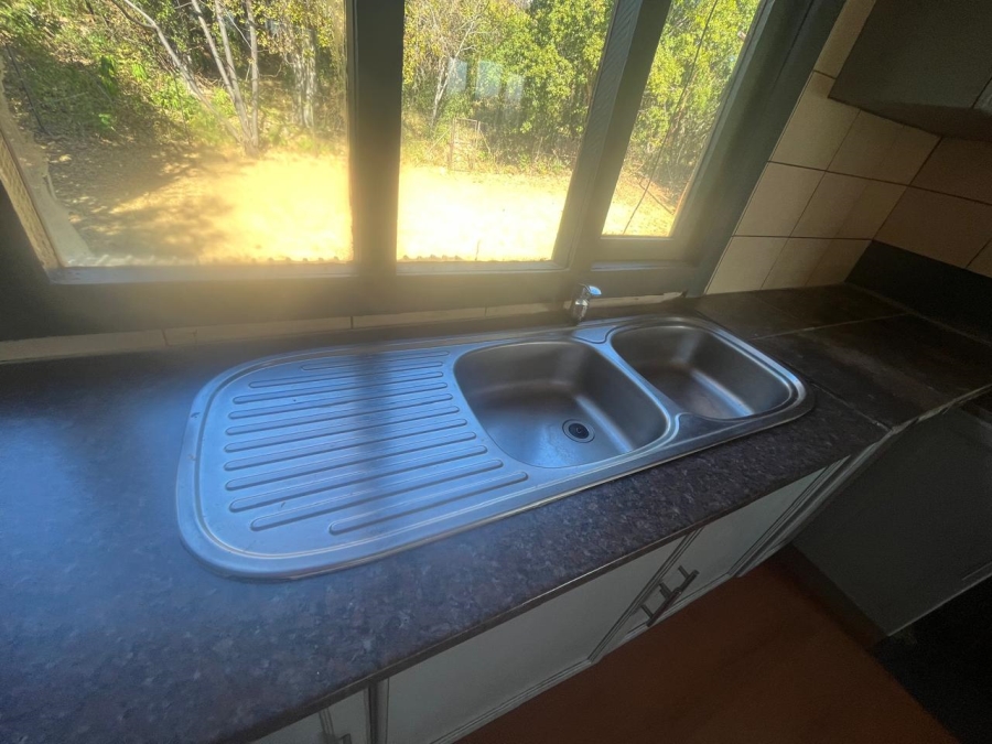 2 Bedroom Property for Sale in Hartbeespoort Rural North West